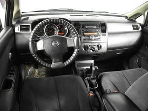 Седан Nissan Tiida 2013 года, 669900 рублей, Казань