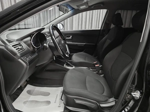 Хетчбэк Kia Rio 2016 года, 1100000 рублей, Красноярск