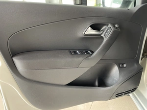 Седан Volkswagen Polo 2012 года, 697000 рублей, Солонцы