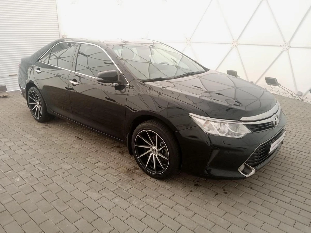 Седан Toyota Camry 2016 года, 2220000 рублей, Клинцы