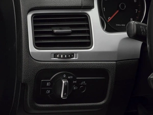 Внедорожник Volkswagen Touareg 2012 года, 1990000 рублей, Красноярск