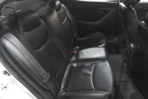 Седан Hyundai Avante 2012 года, 889000 рублей, Новокузнецк