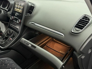 Минивэн Renault Scenic 2017 года, 1425000 рублей, Орёл