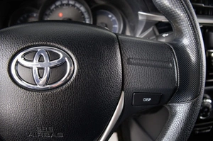 Седан Toyota Corolla 2014 года, 1599000 рублей, Пермь