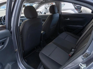 Седан Kia Rio 2022 года, 1349000 рублей, Саратов