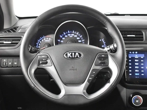 Седан Kia Rio 2017 года, 1165900 рублей, Казань