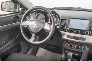 Седан Mitsubishi Lancer 2012 года, 869000 рублей, Томск
