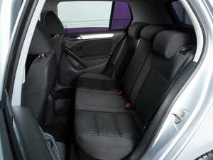 Хетчбэк Volkswagen Golf 2010 года, 910000 рублей, Минеральные Воды