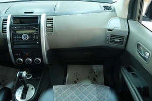 Внедорожник Nissan X-Trail 2008 года, 989000 рублей, Омск