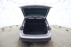 Внедорожник Volkswagen Tiguan 2019 года, 2560000 рублей, Обнинск