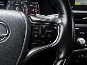 Седан Lexus ES 2021 года, 4720000 рублей, Краснодар