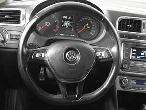 Седан Volkswagen Polo 2017 года, 1096200 рублей, Казань
