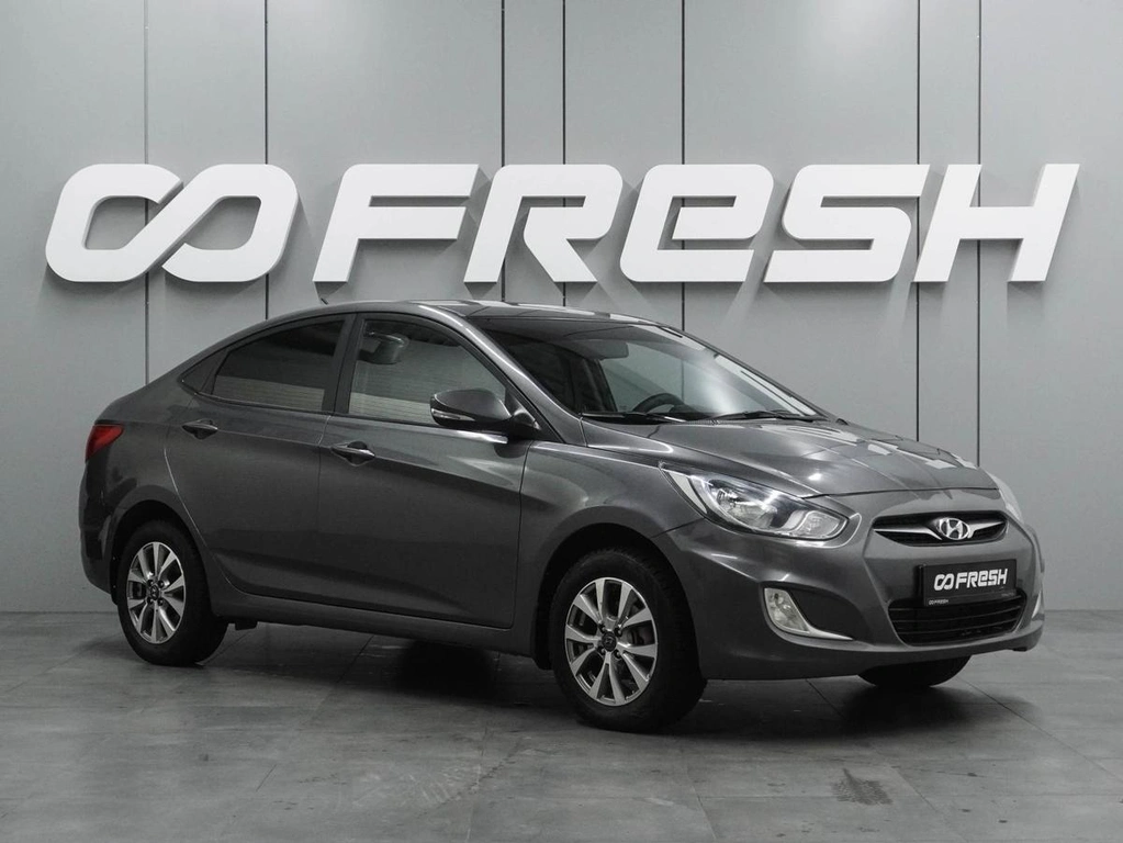 Седан Hyundai Solaris 2011 года, 899000 рублей, Воронеж
