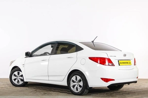 Седан Hyundai Solaris 2016 года, 1329000 рублей, Тюмень