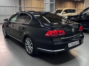 Седан Volkswagen Passat 2013 года, 1197000 рублей, Красноярск
