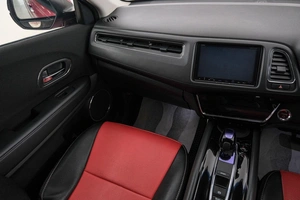 Внедорожник Honda Vezel 2017 года, 2249000 рублей, Красноярск