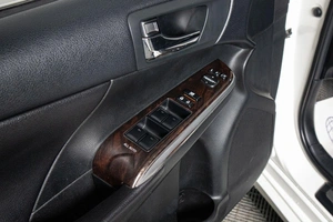 Седан Toyota Camry 2014 года, 1999000 рублей, Сургут