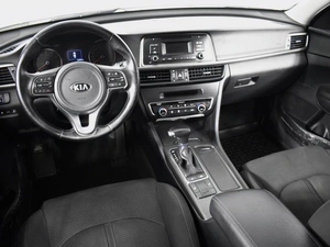 Седан Kia Optima 2017 года, 1298200 рублей, Казань
