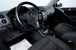 Внедорожник Volkswagen Tiguan 2013 года, 1219000 рублей, Челябинск