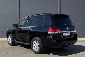 Внедорожник Toyota Land Cruiser 2019 года, 5450000 рублей, Солонцы