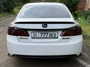 Седан Honda Accord 2013 года, 1250000 рублей, Красноярск