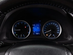Седан Toyota Corolla 2017 года, 1625000 рублей, Тюмень