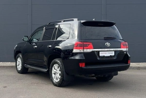 Внедорожник Toyota Land Cruiser 2019 года, 5000000 рублей, Солонцы