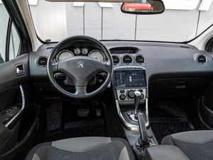 Хетчбэк Peugeot 308 2010 года, 455000 рублей, Краснодар