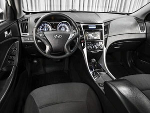 Седан Hyundai Sonata 2011 года, 1078000 рублей, Ставрополь