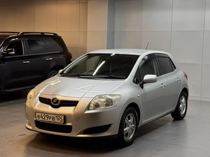 Хетчбэк Toyota Auris 2008 года, 747000 рублей, Красноярск
