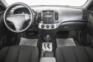 Седан Hyundai Elantra 2010 года, 709000 рублей, Кемерово