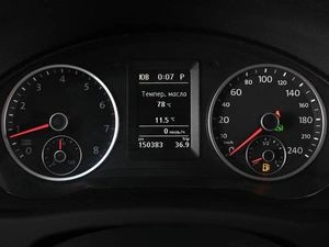 Внедорожник Volkswagen Tiguan 2012 года, 1499000 рублей, Ростов-на-Дону