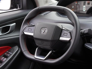 Внедорожник Changan UNI-S 2024 года, 2550000 рублей, Волгоград