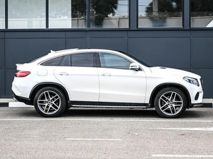 Внедорожник Mercedes-benz GLE-класс 2018 года, 4524000 рублей, Кирилловка