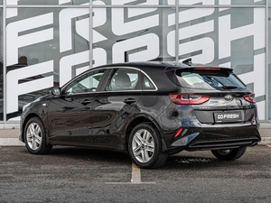 Хетчбэк Kia Ceed 2018 года, 1880000 рублей, Краснодар