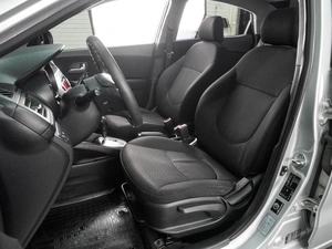 Хетчбэк Kia Rio 2012 года, 799000 рублей, Воронеж