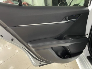 Седан Toyota Camry 2021 года, 3697000 рублей, Солонцы