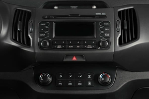 Внедорожник Kia Sportage 2011 года, 899000 рублей, Тюмень