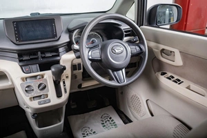 Минивэн Daihatsu Move 2016 года, 749000 рублей, Томск