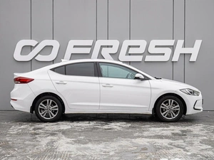 Седан Hyundai Elantra 2018 года, 1680000 рублей, Краснодар