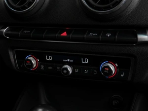 Хетчбэк Audi A3 2016 года, 1599000 рублей, Тюмень