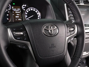 Внедорожник Toyota Land Cruiser Prado 2022 года, 5829000 рублей, Воронеж