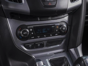Хетчбэк Ford Focus 2012 года, 699000 рублей, Ростов-на-Дону