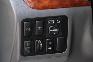 Внедорожник Toyota Land Cruiser Prado 2007 года, 2439000 рублей, Омск