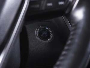 Седан Toyota Camry 2019 года, 2699000 рублей, Ростов-на-Дону