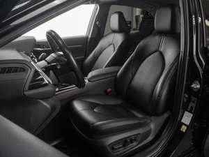 Седан Toyota Camry 2018 года, 2859000 рублей, Тюмень