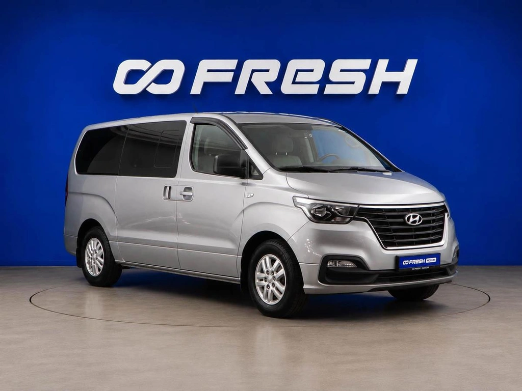Минивэн Hyundai Grand Starex 2018 года, 2947077 рублей, Москва