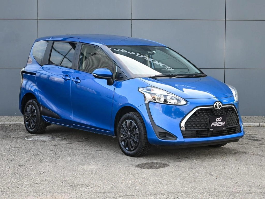 Минивэн Toyota Sienta 2019 года, 1530000 рублей, Краснодар