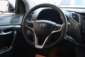 Седан Hyundai i40 2012 года, 1499000 рублей, Омск