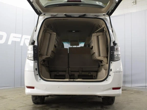 Минивэн Toyota Vellfire 2010 года, 1820000 рублей, Омск